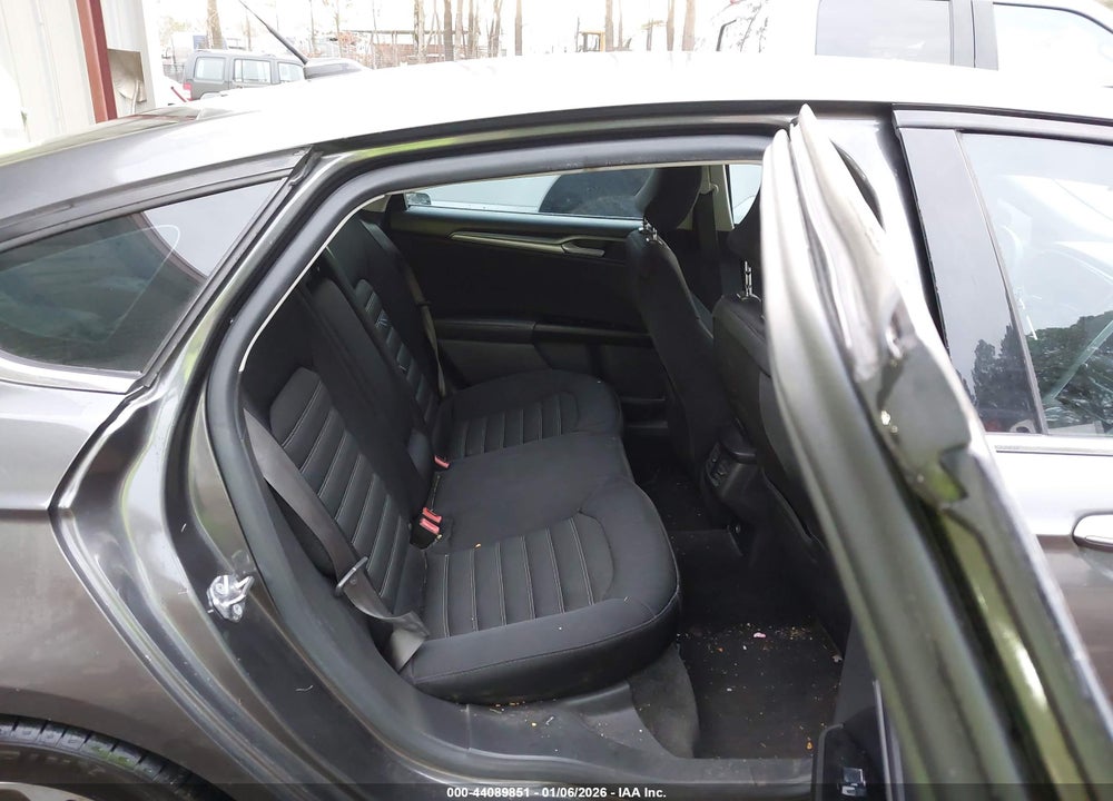 2015 FORD FUSION SE VIN: 1FA6P0H79F5114488