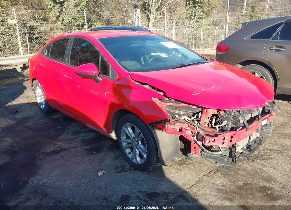 2019 CHEVROLET CRUZE LS VIN: 1G1BC5SM8K7106647