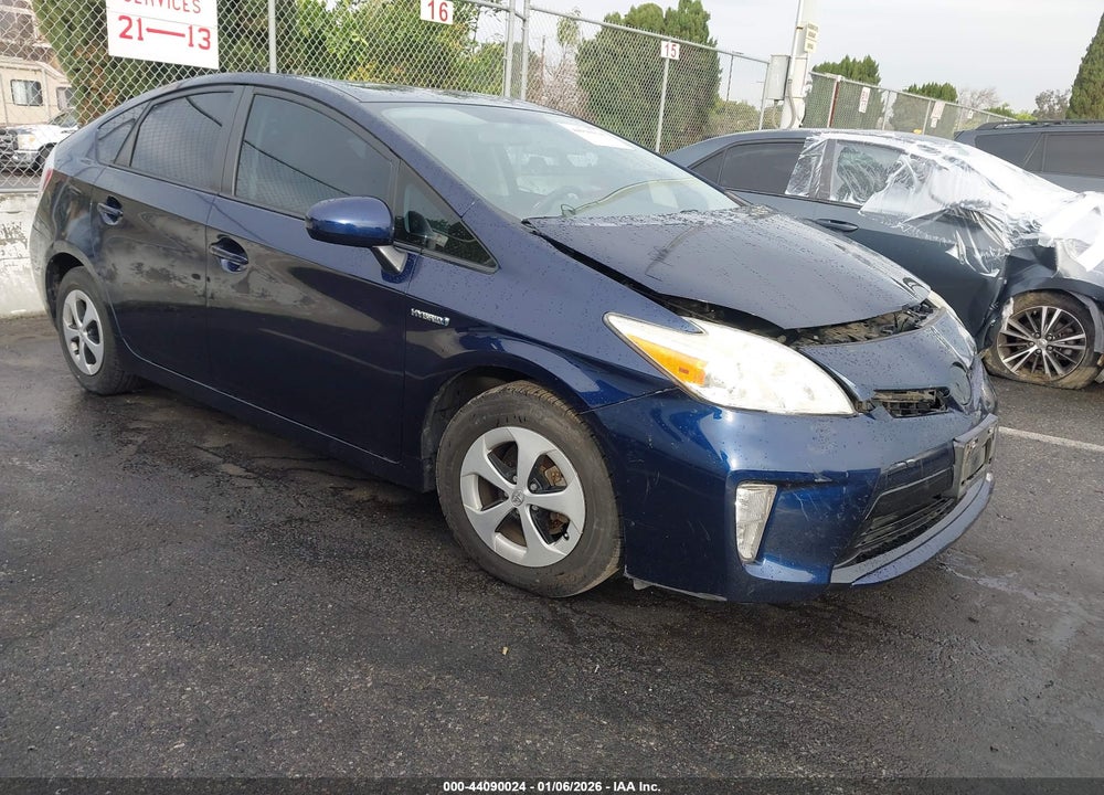 2015 TOYOTA PRIUS TWO VIN: JTDKN3DU0F0464505