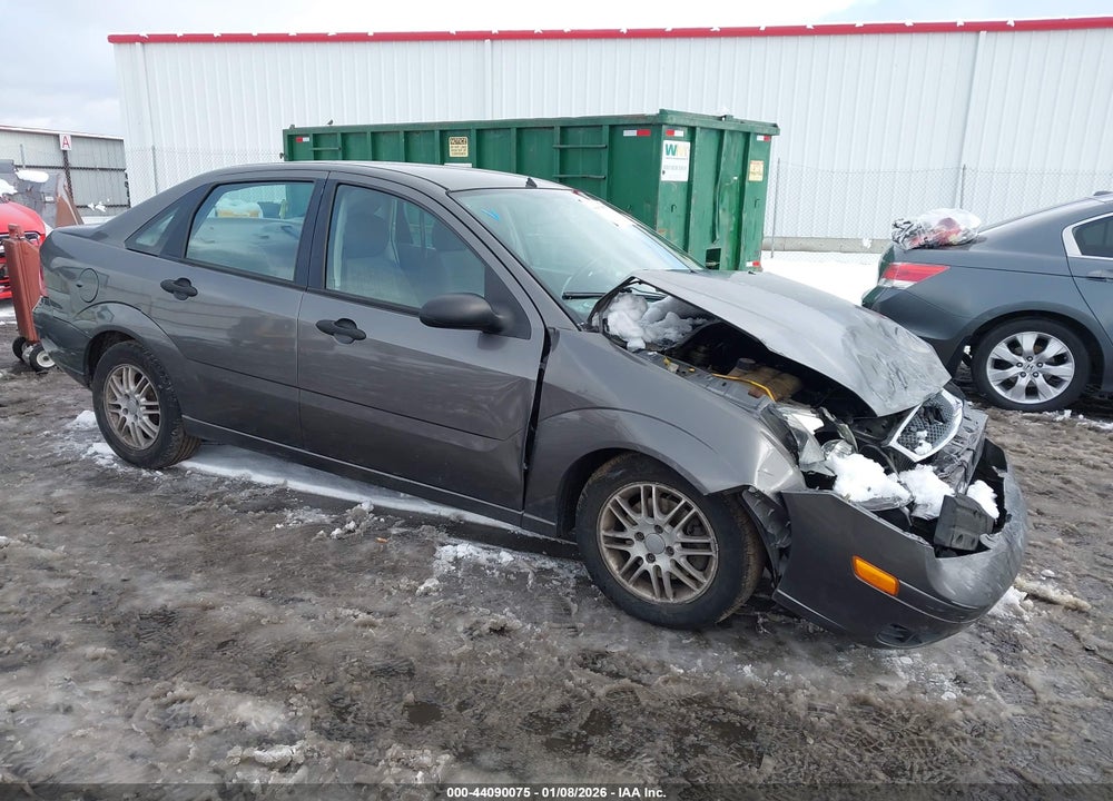 2005 FORD FOCUS ZX4 VIN: 1FAFP34N95W206652