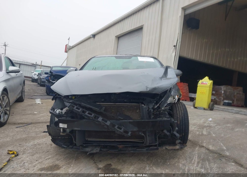 2018 HYUNDAI ELANTRA SEL VIN: 5NPD84LF3JH267087