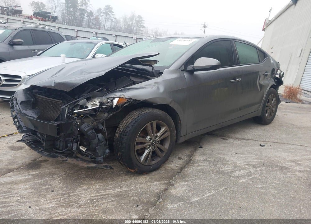 2018 HYUNDAI ELANTRA SEL VIN: 5NPD84LF3JH267087