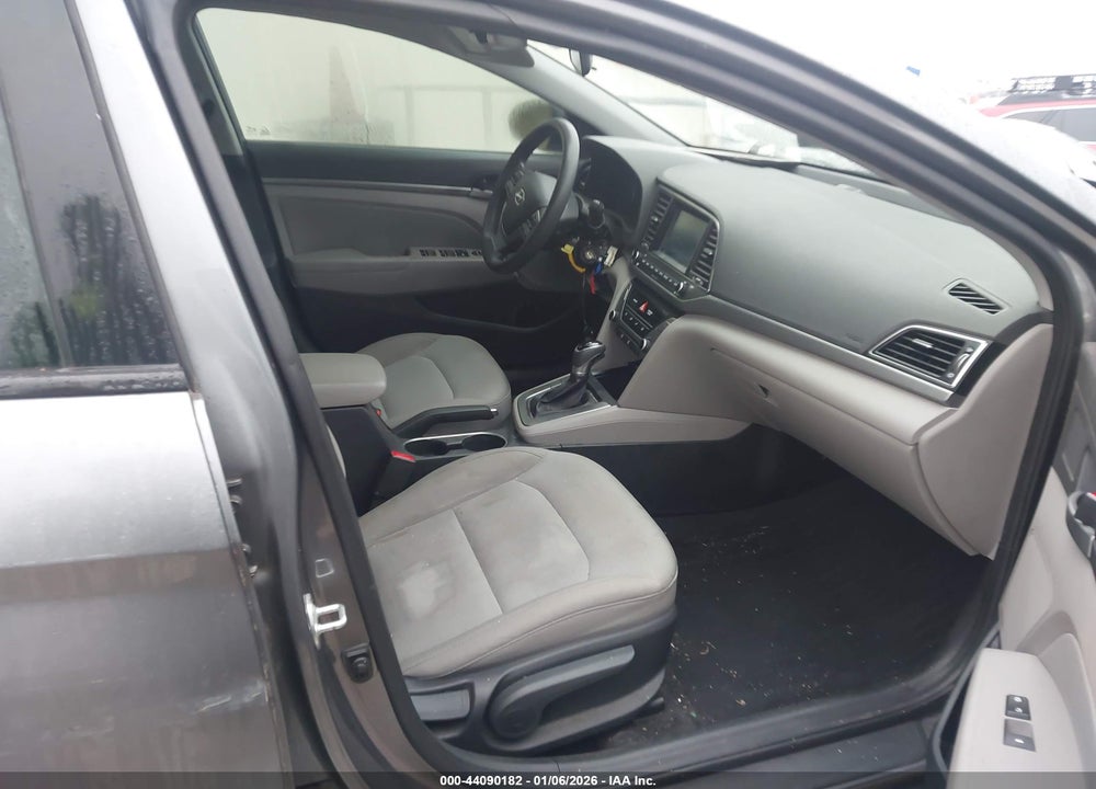 2018 HYUNDAI ELANTRA SEL VIN: 5NPD84LF3JH267087