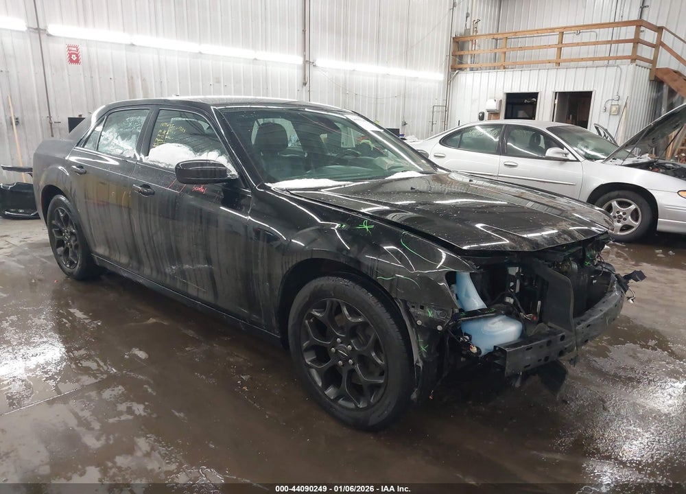 2019 CHRYSLER 300 300S AWD VIN: 2C3CCAGG9KH635167