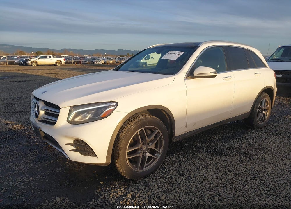 2017 MERCEDES-BENZ GLC 300 4MATIC VIN: WDC0G4KB8HF139085