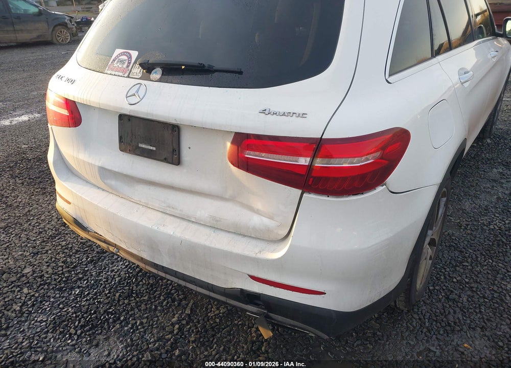 2017 MERCEDES-BENZ GLC 300 4MATIC VIN: WDC0G4KB8HF139085
