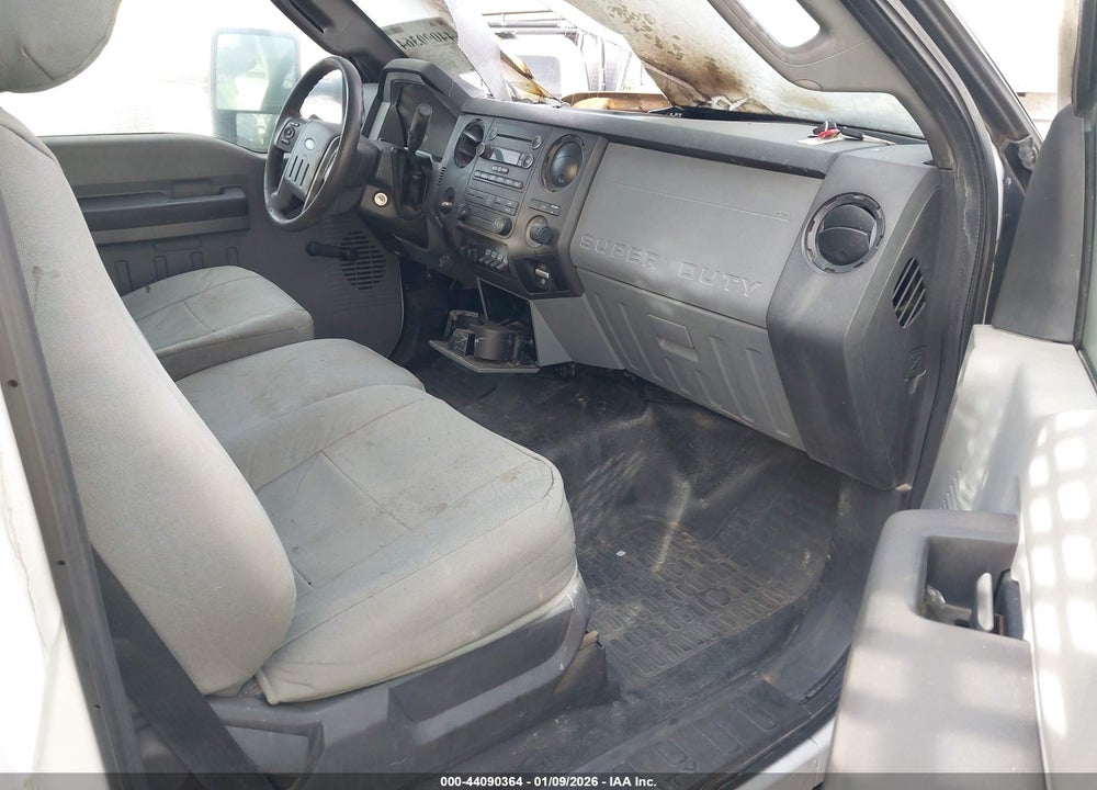 2016 FORD F-550 CHASSIS XL VIN: 1FDUF5GT3GEC89056