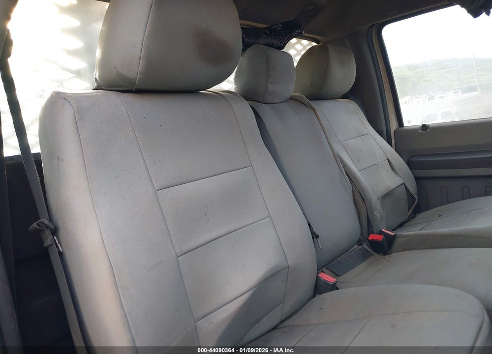 2016 FORD F-550 CHASSIS XL VIN: 1FDUF5GT3GEC89056