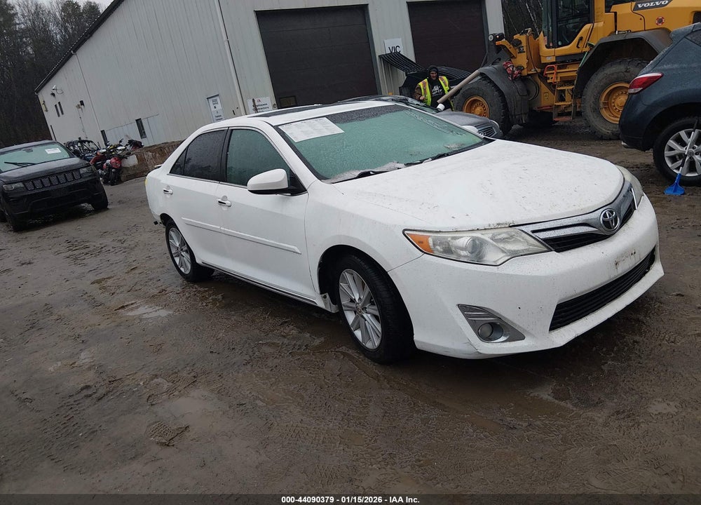 2013 TOYOTA CAMRY XLE VIN: 4T1BF1FK3DU648402