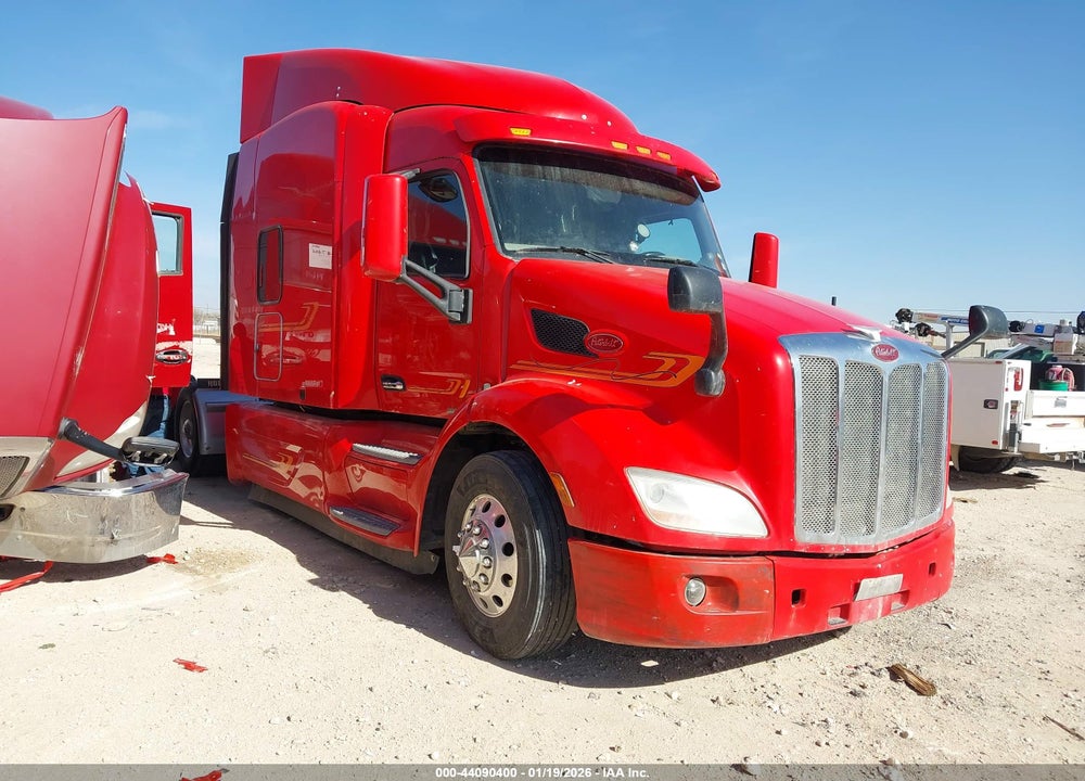 2019 PETERBILT 579 VIN: 1XPBDP9X1KD266675