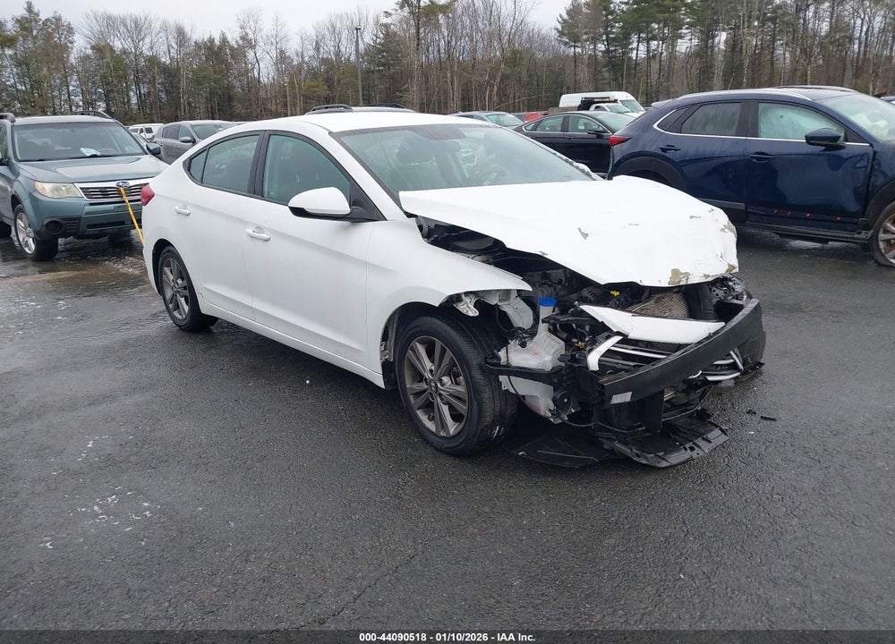 2017 HYUNDAI ELANTRA SE VIN: 5NPD84LF4HH090723