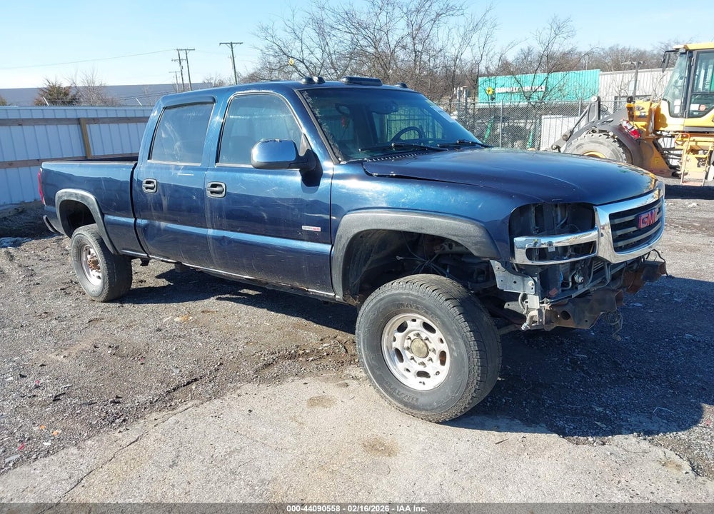 2005 GMC SIERRA 2500HD SLT VIN: 1GTHK23225F838184