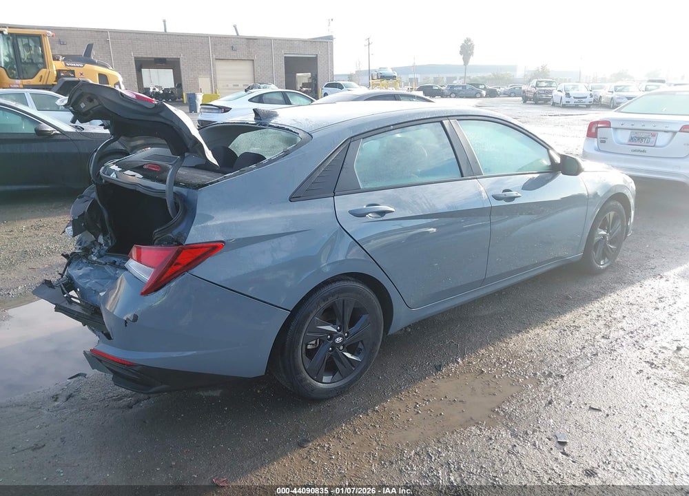 2023 HYUNDAI ELANTRA SEL VIN: KMHLM4AG1PU438822