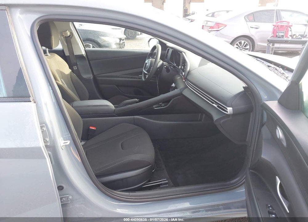 2023 HYUNDAI ELANTRA SEL VIN: KMHLM4AG1PU438822