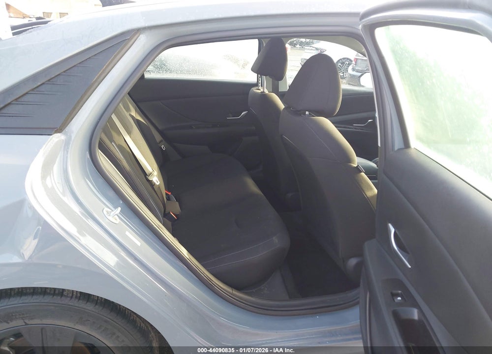 2023 HYUNDAI ELANTRA SEL VIN: KMHLM4AG1PU438822