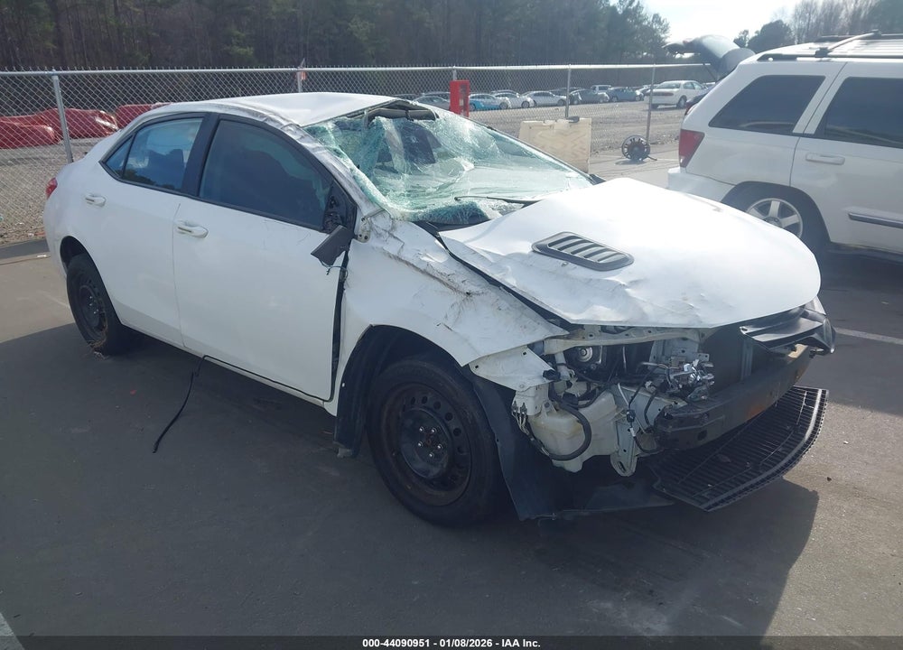 2019 TOYOTA COROLLA LE VIN: 2T1BURHE8KC208217