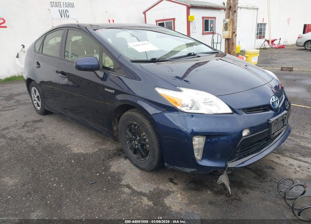 2015 TOYOTA PRIUS TWO VIN: JTDKN3DUXF0474474