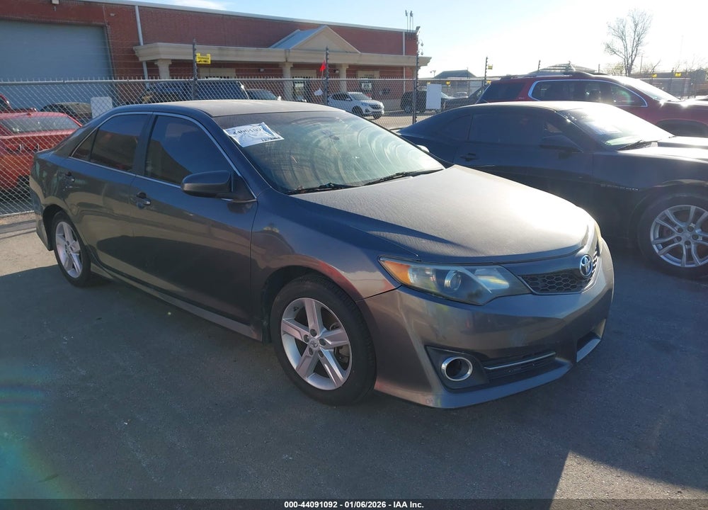 2012 TOYOTA CAMRY SE VIN: 4T1BF1FK7CU184285
