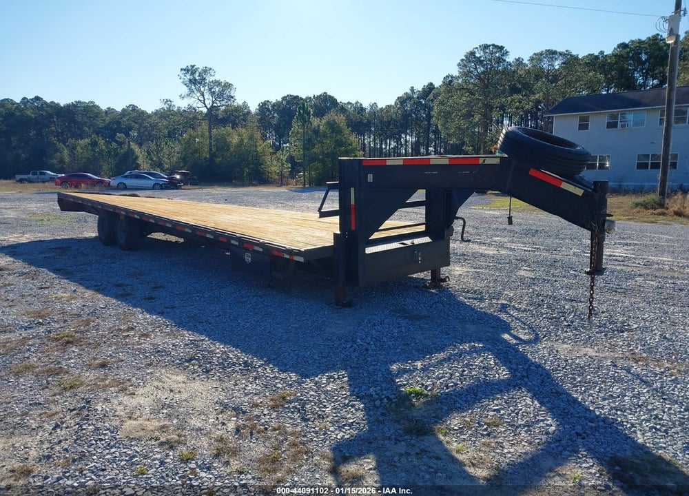 2015 TEXAS PRIDE TRAILERS GOOSENECK TRAILER VIN: 1B9G2NGE4FB624511