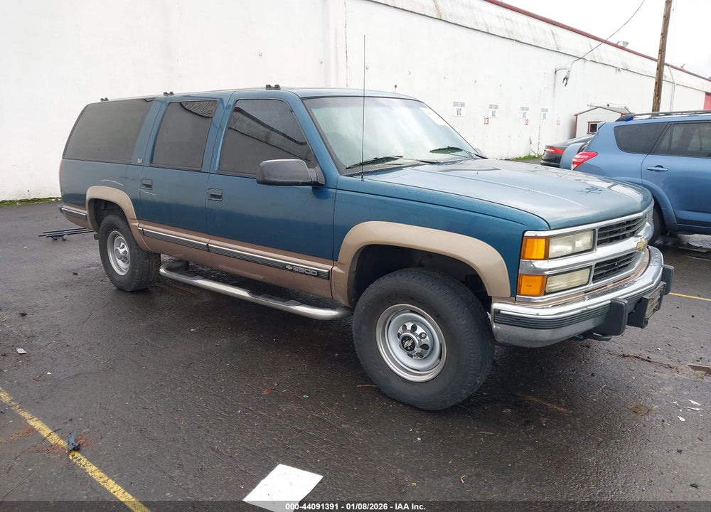 1994 CHEVROLET SUBURBAN K2500 VIN: 1GNGK26K8RJ427695