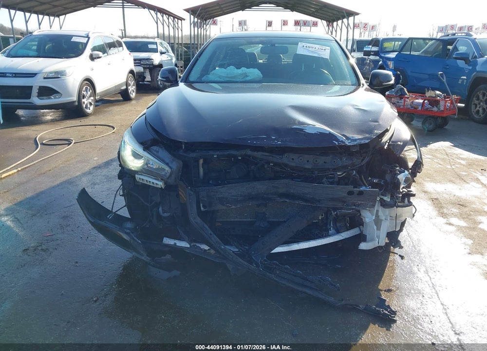 2018 INFINITI Q50 3.0T LUXE VIN: JN1EV7AR3JM435850