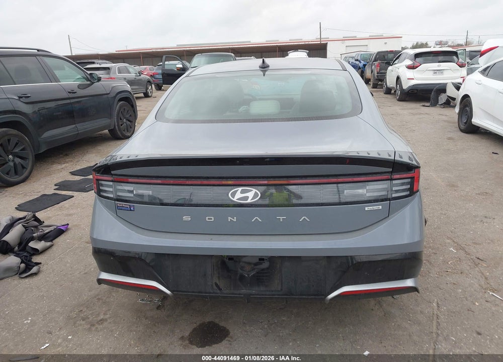 2025 HYUNDAI SONATA HYBRID SEL VIN: KMHL34JJ4SA125076