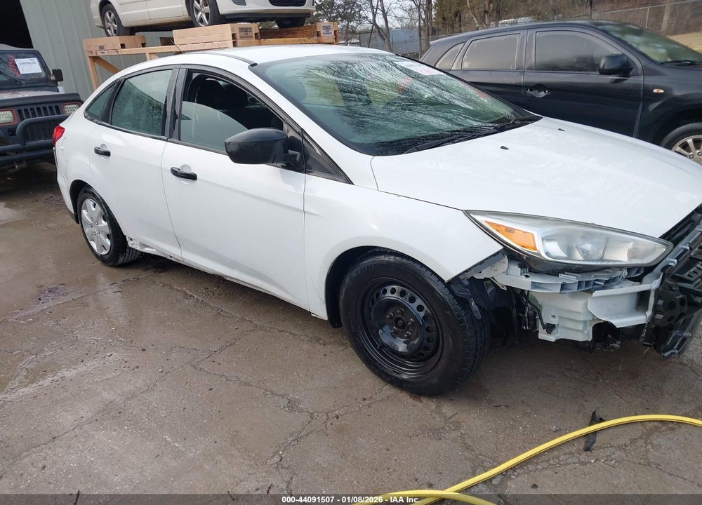 2016 FORD FOCUS S VIN: 1FADP3E28GL264574