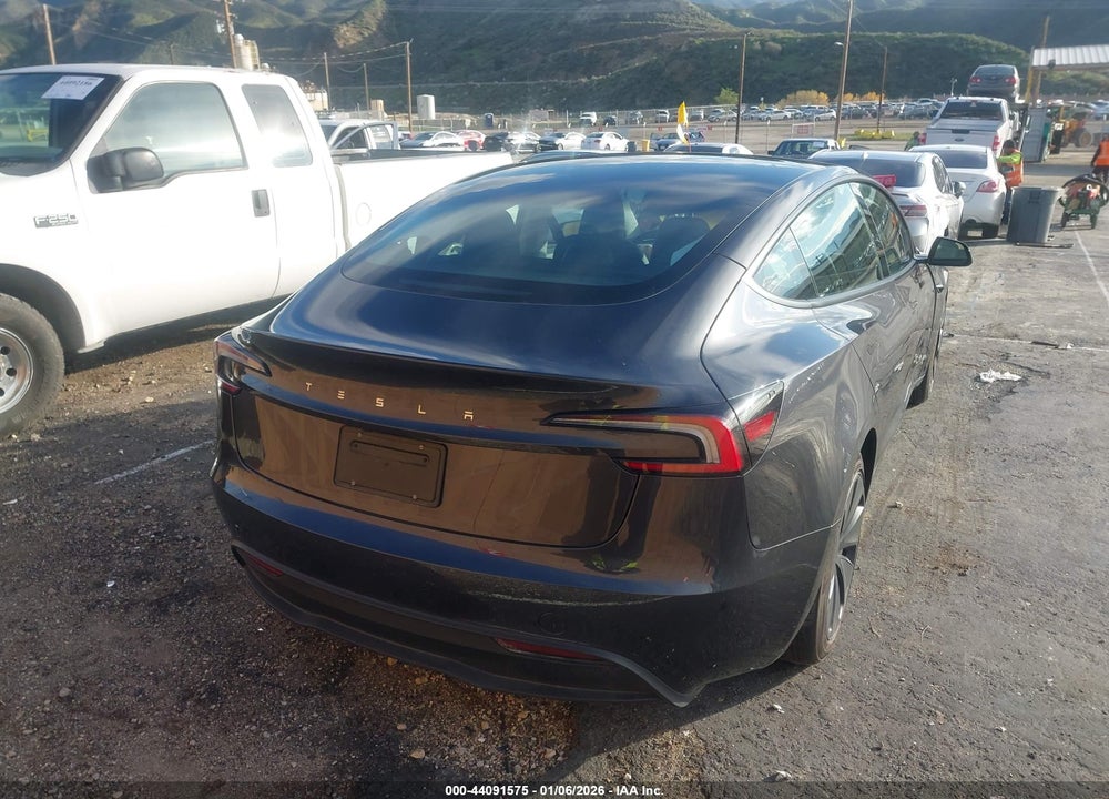 2025 TESLA MODEL 3 LONG RANGE REAR-WHEEL DRIVE/STANDARD REAR-WHEEL DRIVE VIN: 5YJ3E1EA0SF984356