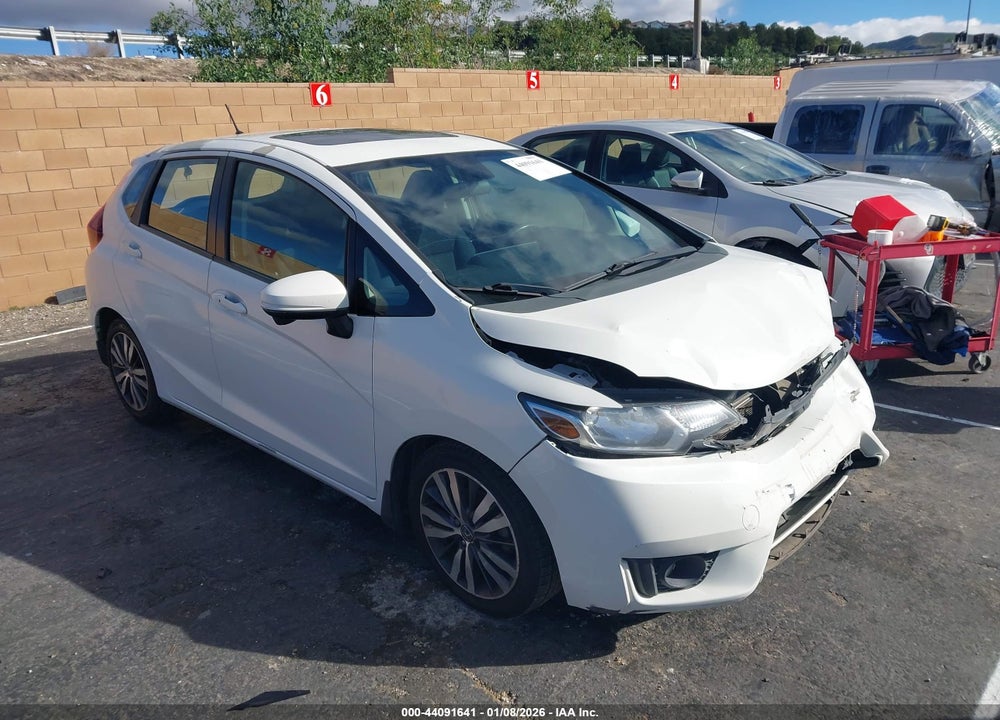 2015 HONDA FIT EX/EX-L VIN: 3HGGK5H88FM723554