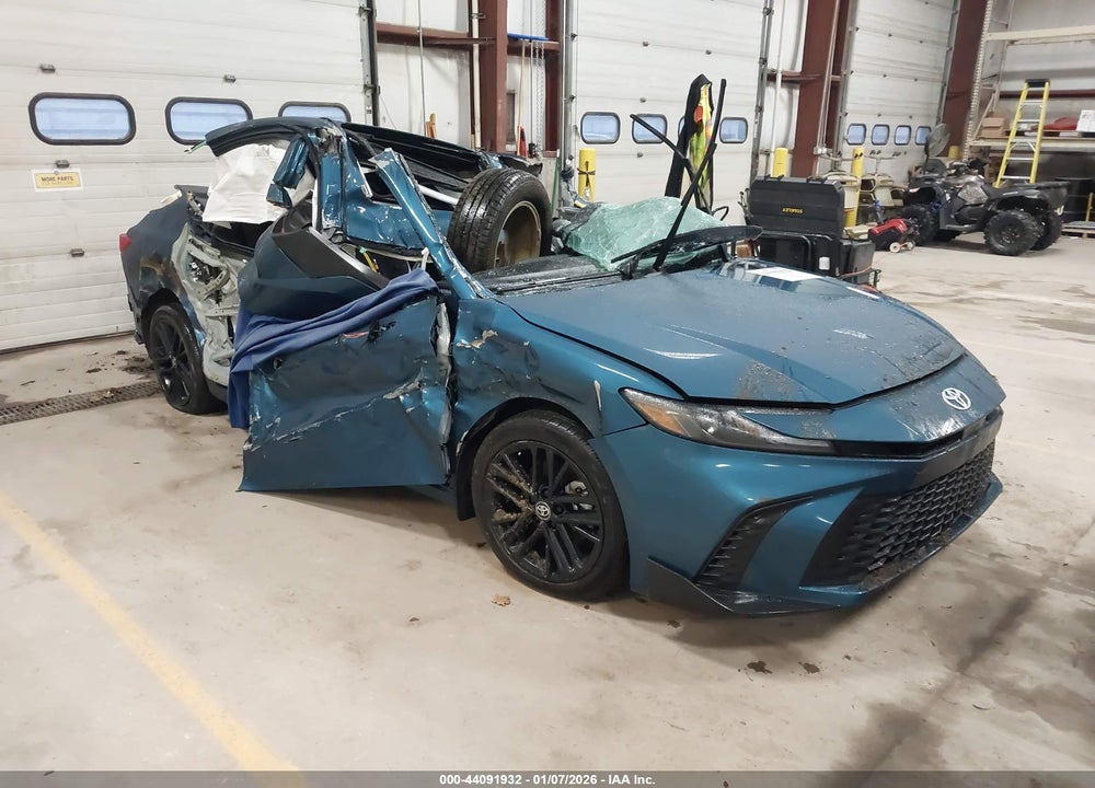 2025 TOYOTA CAMRY SE VIN: 4T1DBADKXSU511395