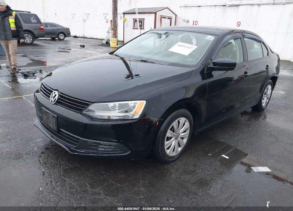 2014 VOLKSWAGEN JETTA 2.0L S VIN: 3VW2K7AJ3EM353420