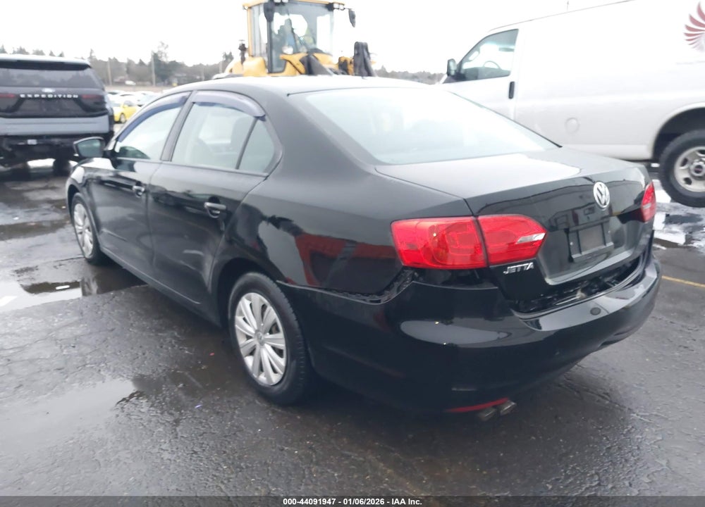 2014 VOLKSWAGEN JETTA 2.0L S VIN: 3VW2K7AJ3EM353420