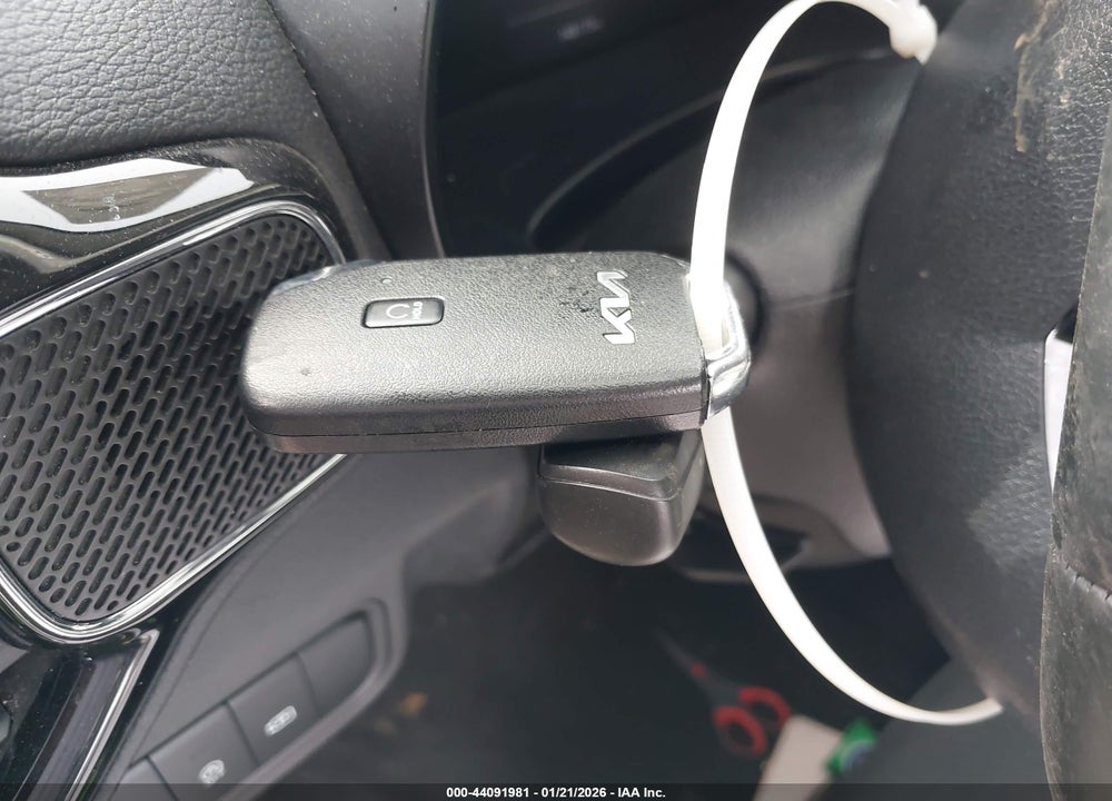 2023 KIA SOUL GT-LINE VIN: KNDJ53AU1P7844395