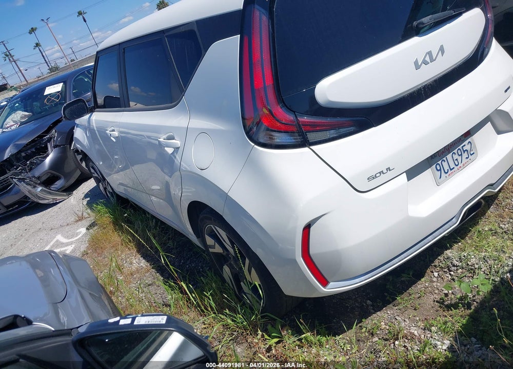 2023 KIA SOUL GT-LINE VIN: KNDJ53AU1P7844395