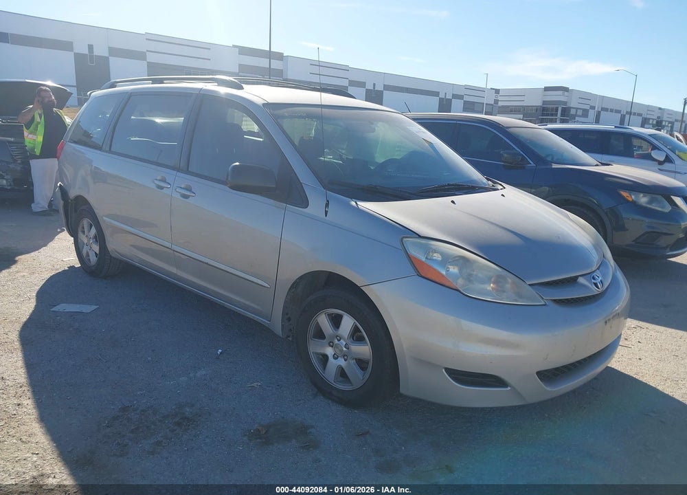 2008 TOYOTA SIENNA CE VIN: 5TDZK23C78S134810