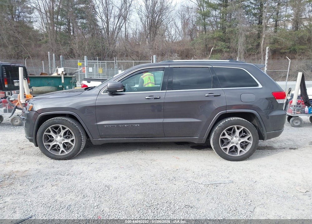 2018 JEEP GRAND CHEROKEE STERLING EDITION 4X4 VIN: 1C4RJFBT9JC152762