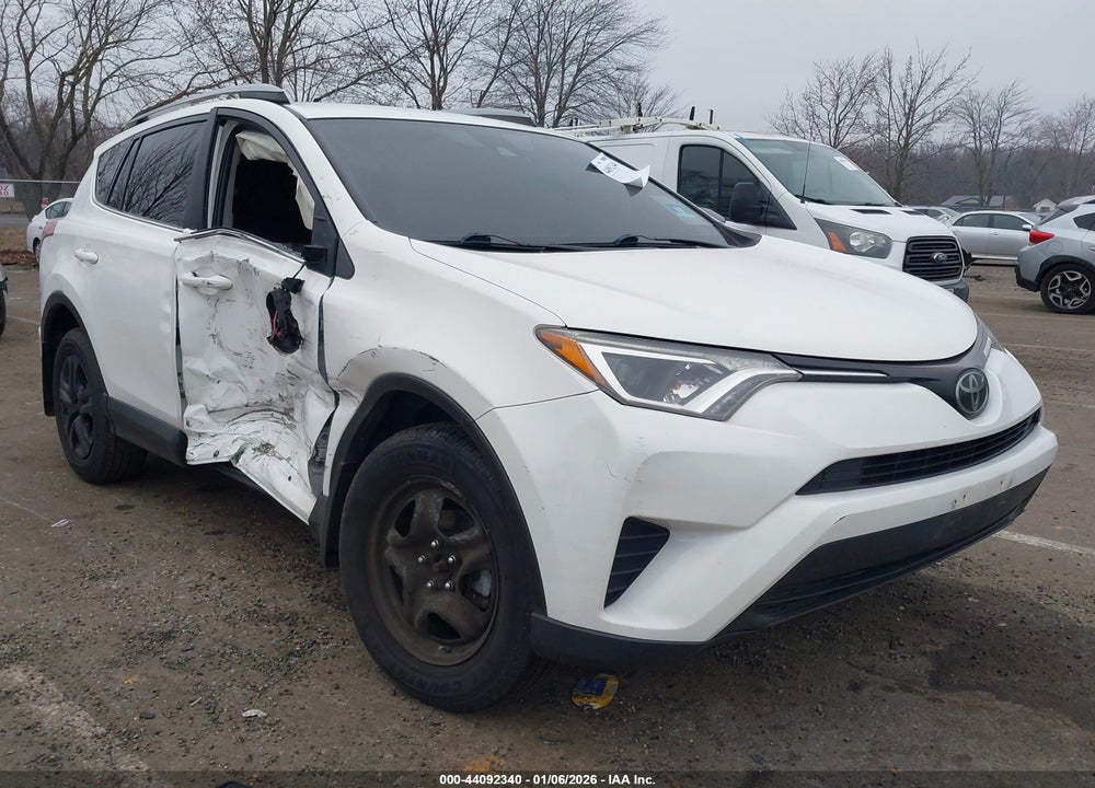 2018 TOYOTA RAV4 LE VIN: JTMBFREV1JD241818