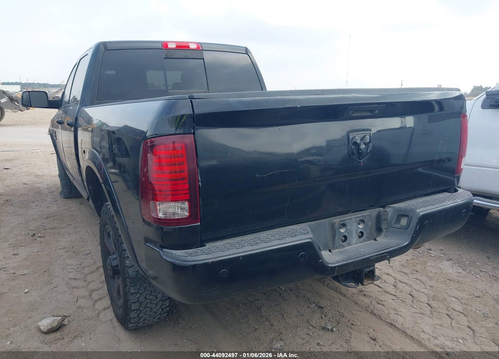 2016 RAM 2500 LAIE VIN: 3C6UR5FJXGG115223