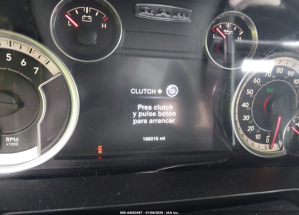 2016 RAM 2500 LAIE VIN: 3C6UR5FJXGG115223