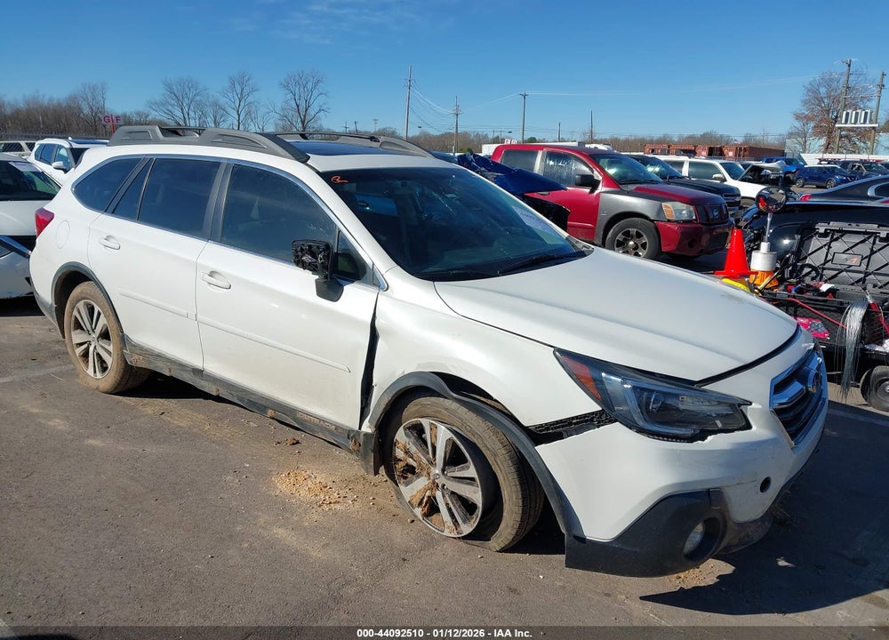 2018 SUBARU OUTBACK 2.5I LIMITED VIN: 4S4BSANC4J3261946