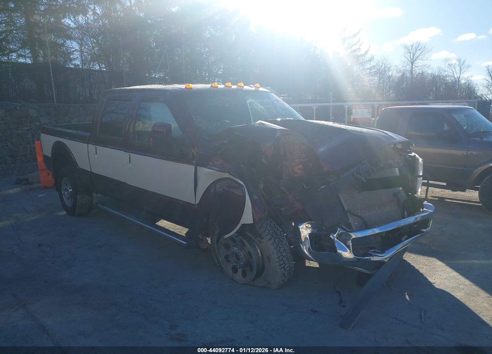 2011 FORD F-250 LARIAT VIN: 1FT7W2B67BEA07835