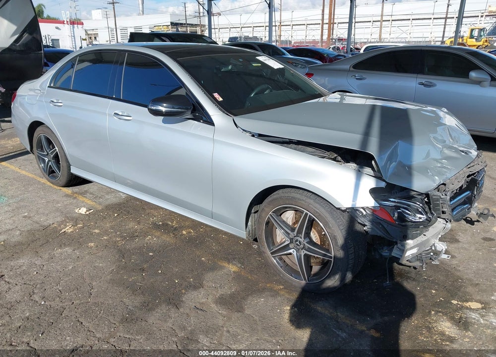 2019 MERCEDES-BENZ E 300 VIN: WDDZF4JB1KA567978