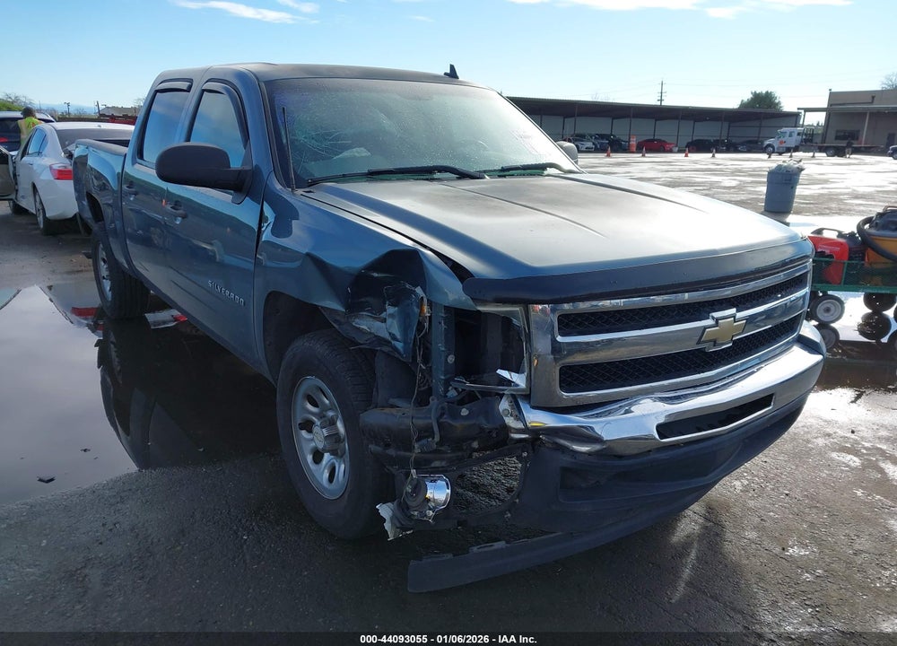 2011 CHEVROLET SILVERADO 1500 LS VIN: 3GCPCREA8BG130926