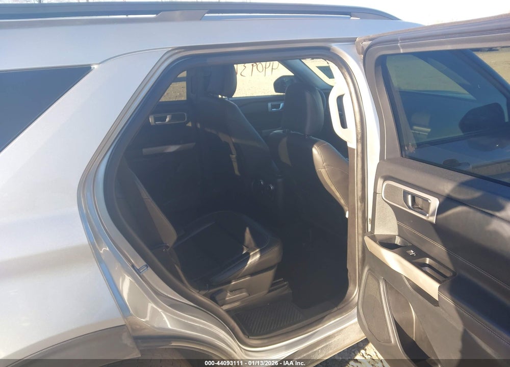 2022 FORD EXPLORER XLT VIN: 1FMSK8DH1NGC09548