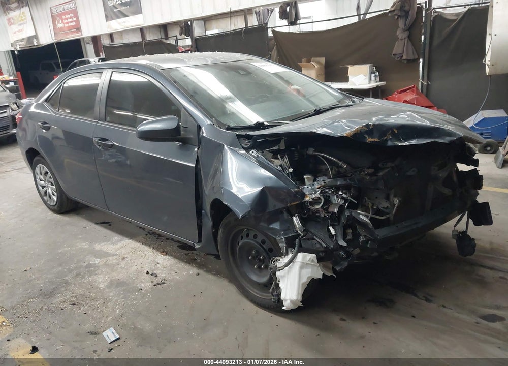 2017 TOYOTA COROLLA LE VIN: 5YFBURHE9HP571652