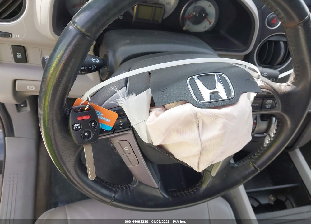 2013 HONDA PILOT EX-L VIN: 5FNYF4H5XDB056141