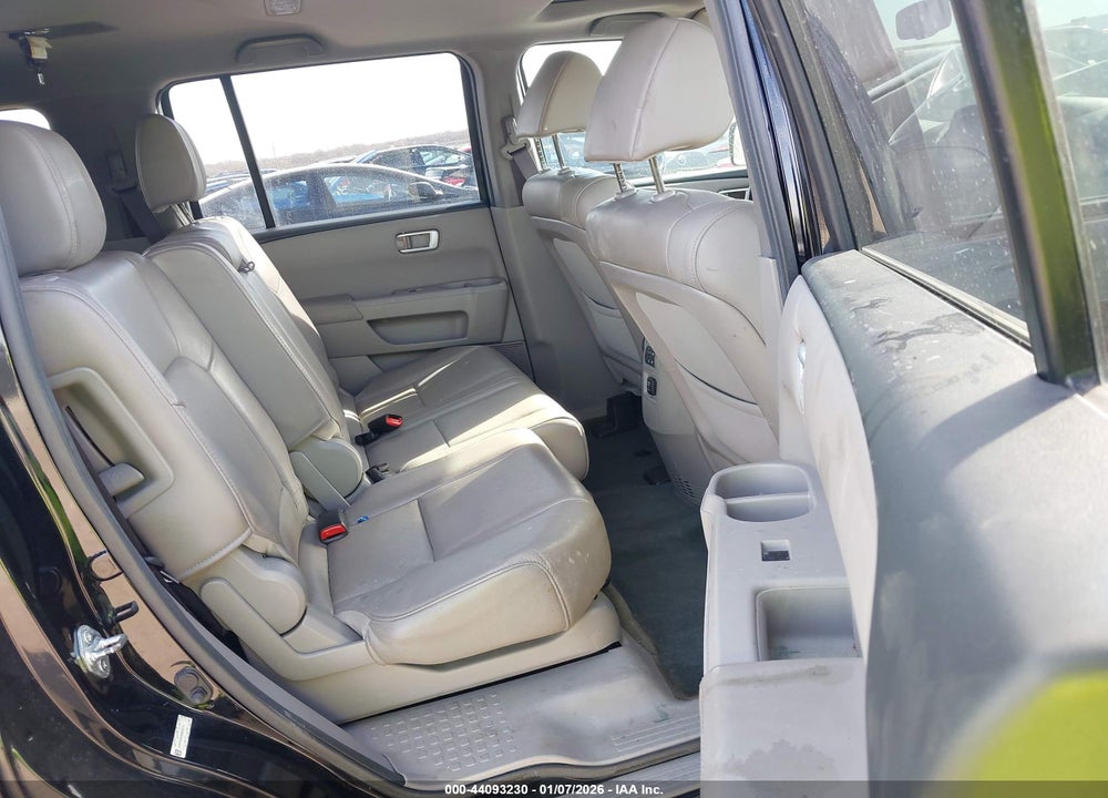 2013 HONDA PILOT EX-L VIN: 5FNYF4H5XDB056141