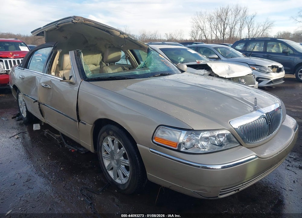 2011 LINCOLN TOWN CAR VIN: 2LNBL8CV6BX757412