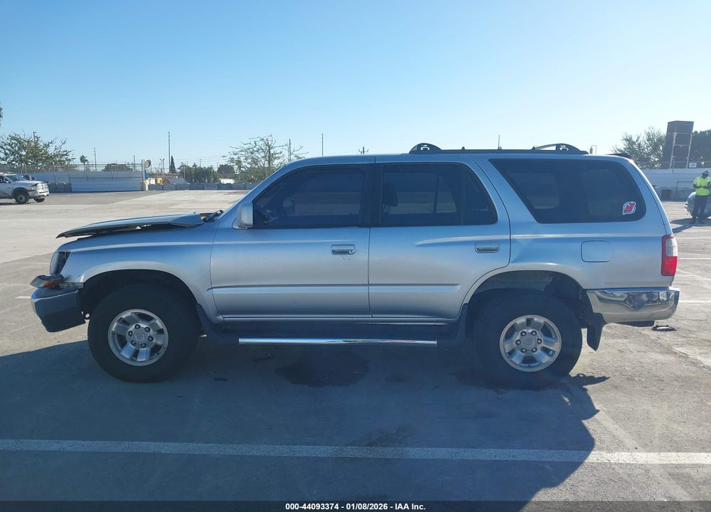 2000 TOYOTA 4RUNNER SR5 V6 VIN: JT3GN86R8Y0179490