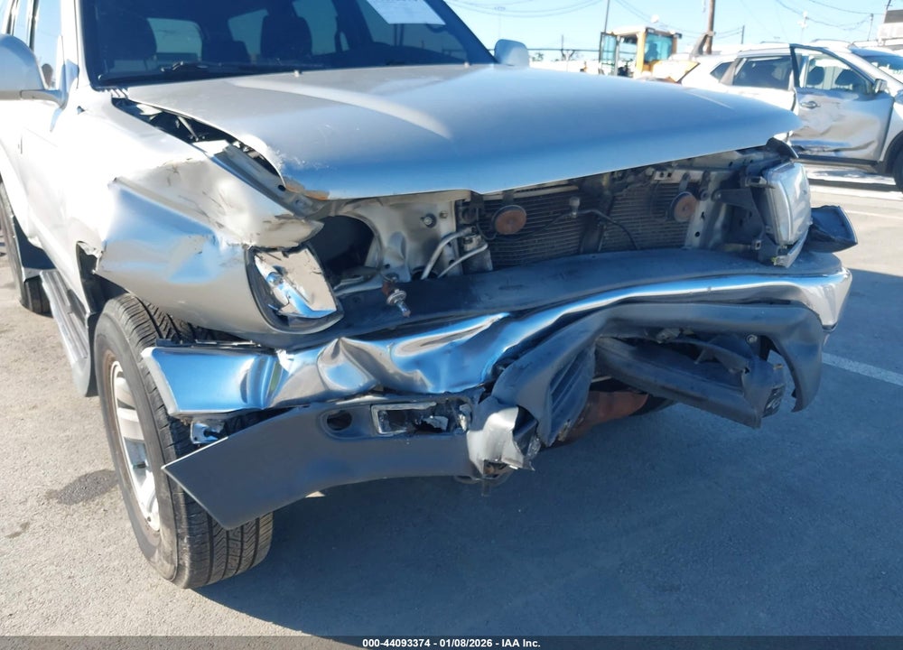 2000 TOYOTA 4RUNNER SR5 V6 VIN: JT3GN86R8Y0179490